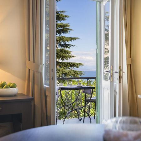 Remisens Villa Elsa Lovran Bagian luar foto