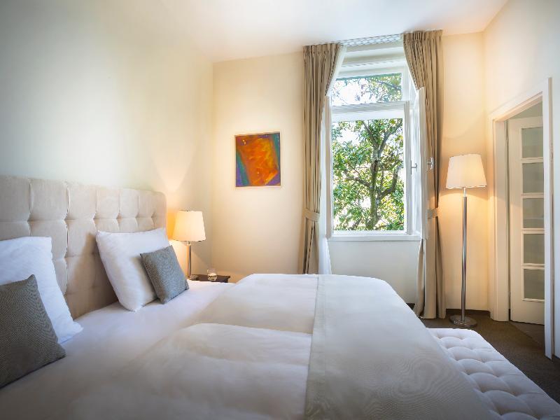 Remisens Villa Elsa Lovran Bagian luar foto